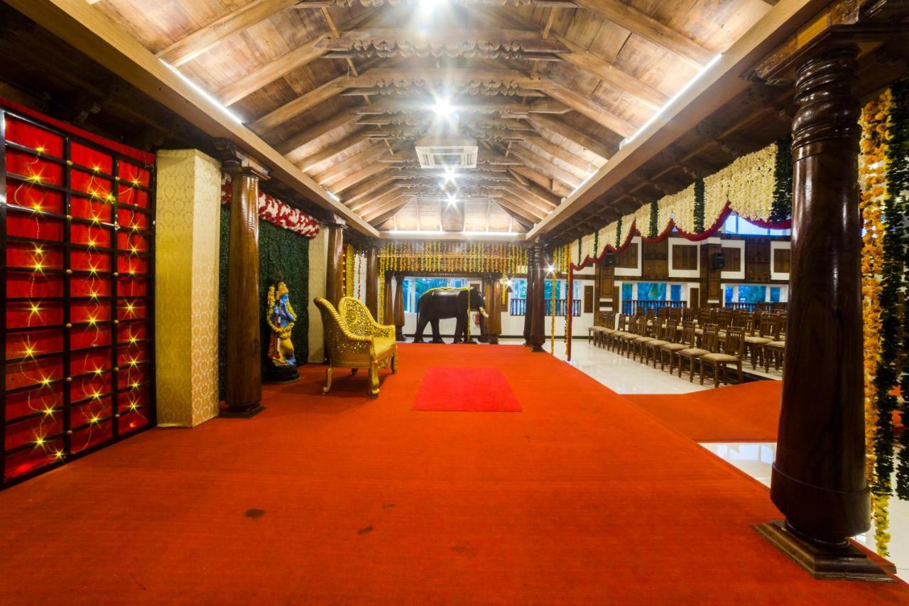 Hotel Guruvayur Darshan 외부 사진