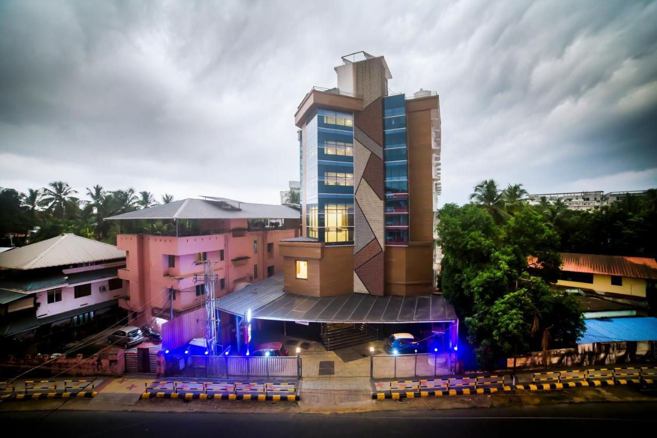 Hotel Guruvayur Darshan 외부 사진